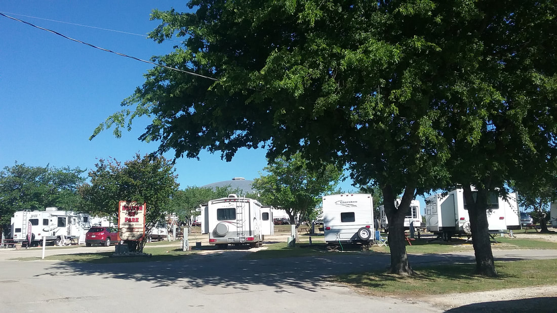 Shady grounds and landscaping at Belton RV Park
